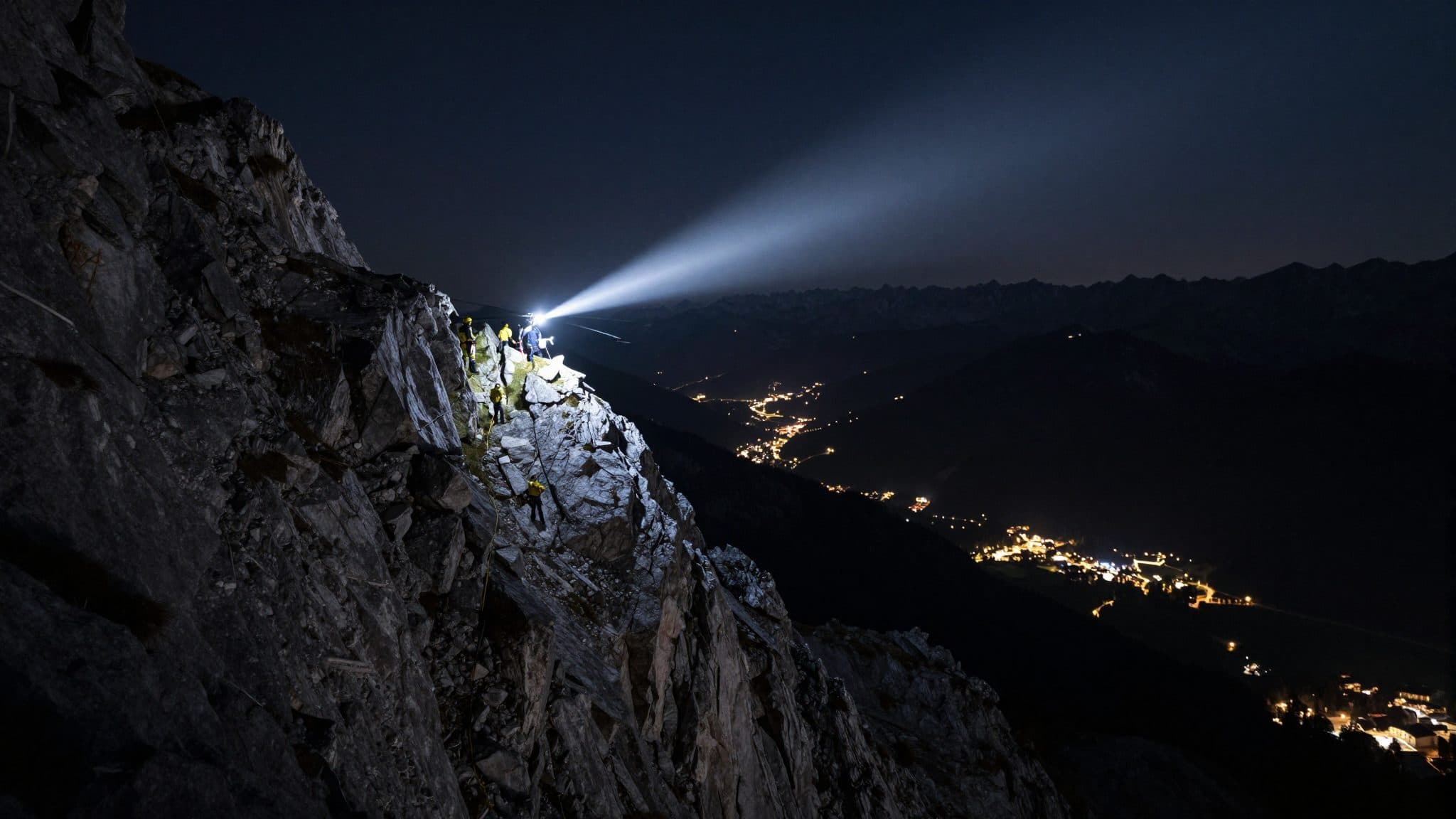 Tre escursionisti esausti recuperati dal Traunstein durante la notte