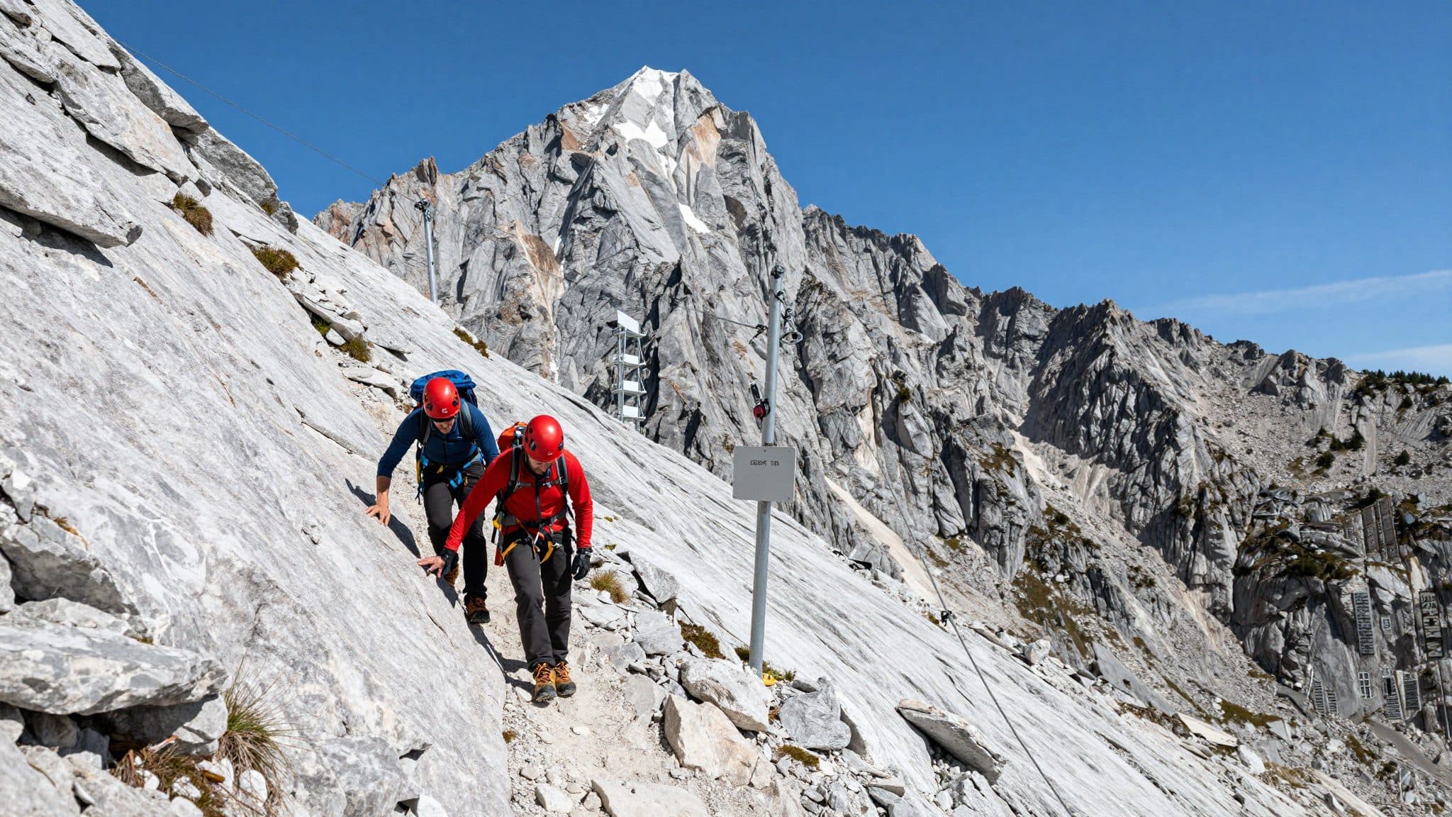 Ubriaco 57enne senza attrezzatura da ferrata sul Drachenwand