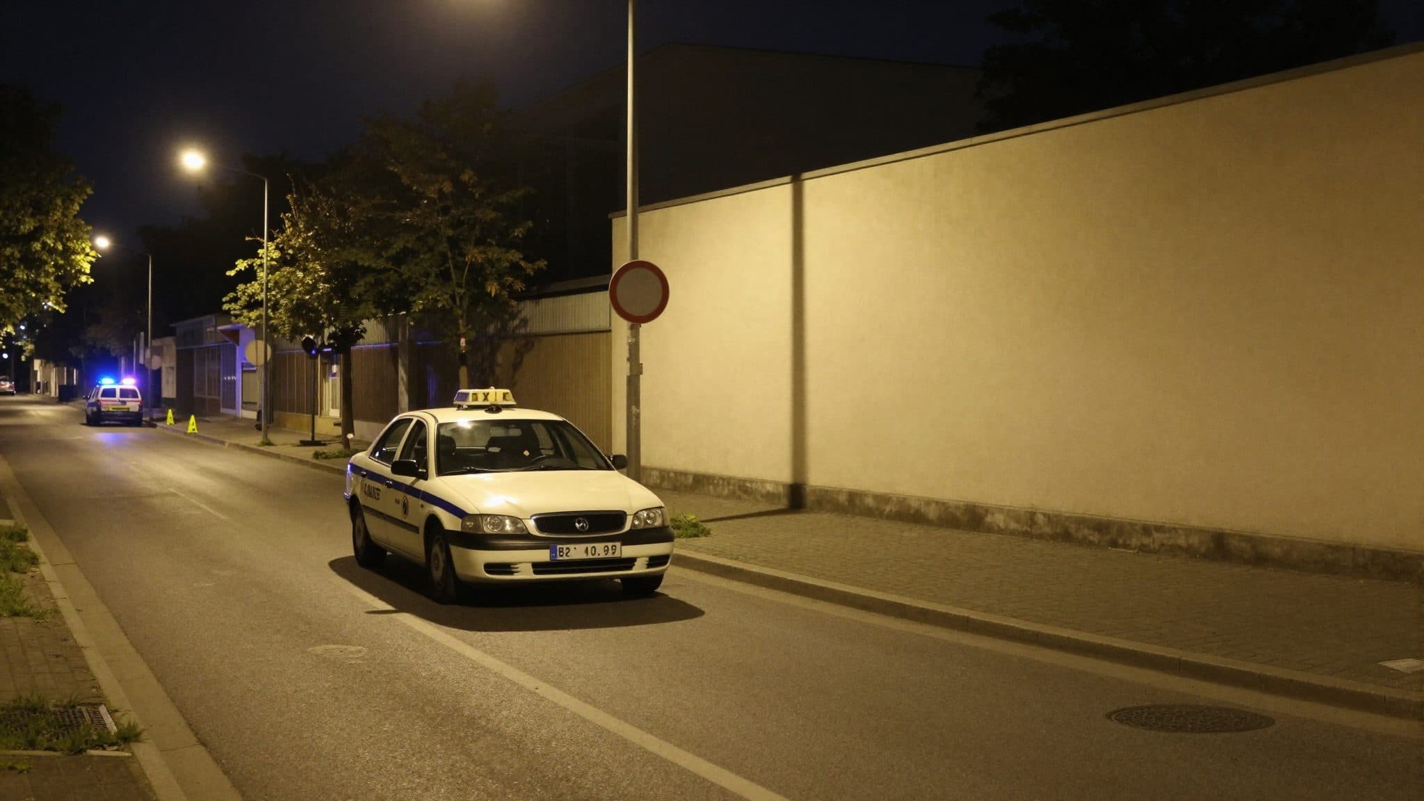 La polizia di Vienna cerca i sospettati dopo la rapina a mano armata di un tassista
