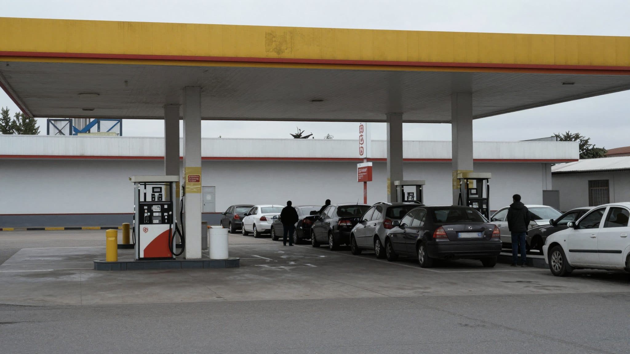 La crisi del carburante in Russia si aggrava: Mosca vieta le esportazioni di diesel e vuole importare benzina