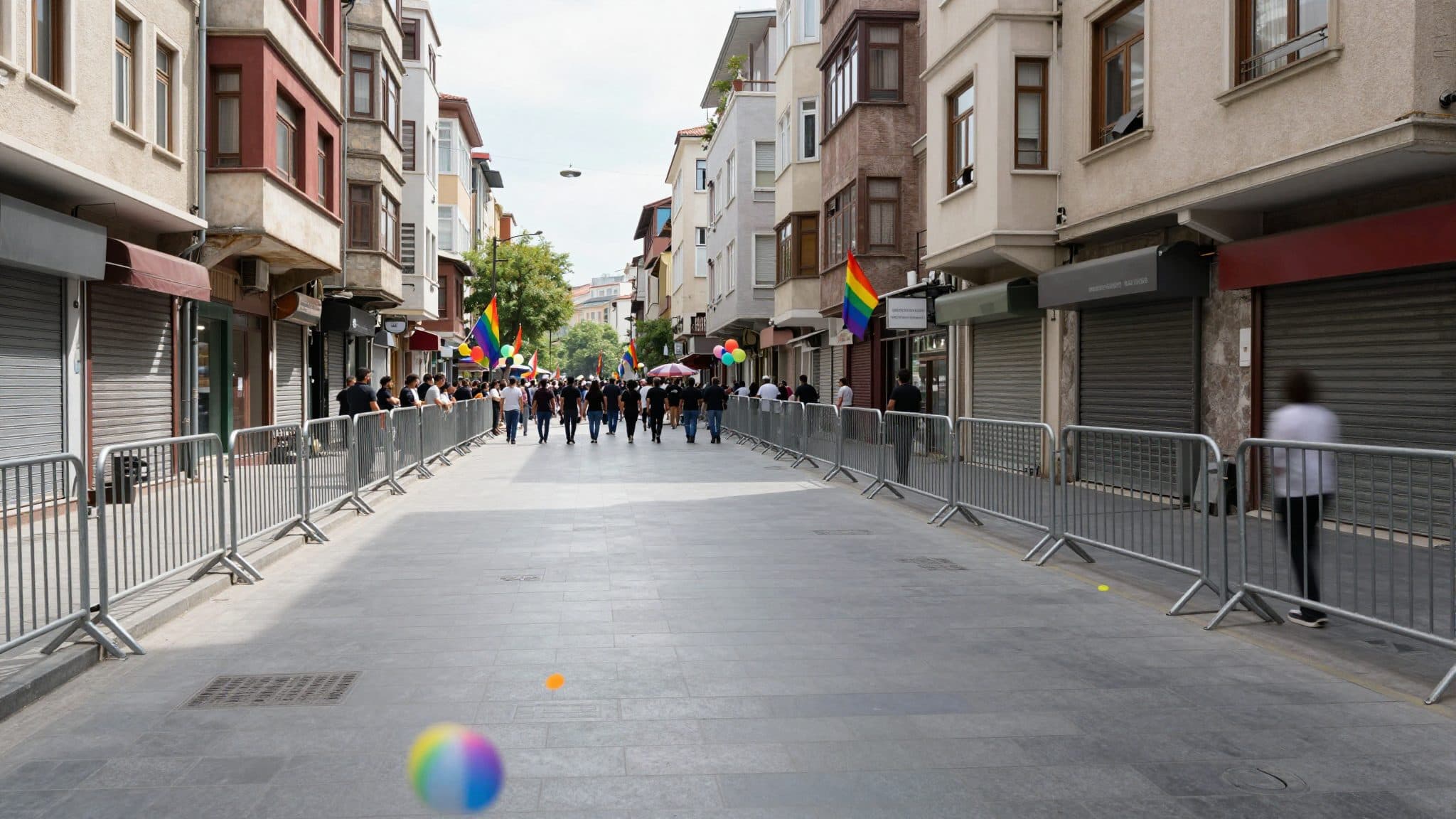 Pride Istanbul 2026: 50 arresti nonostante il divieto