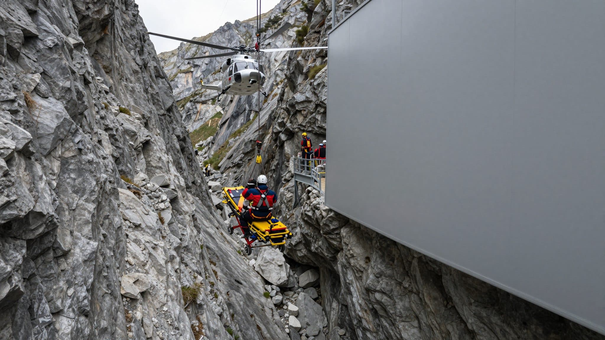 Escursionista 19enne precipita per 30 metri nelle gole dell'Ötscher