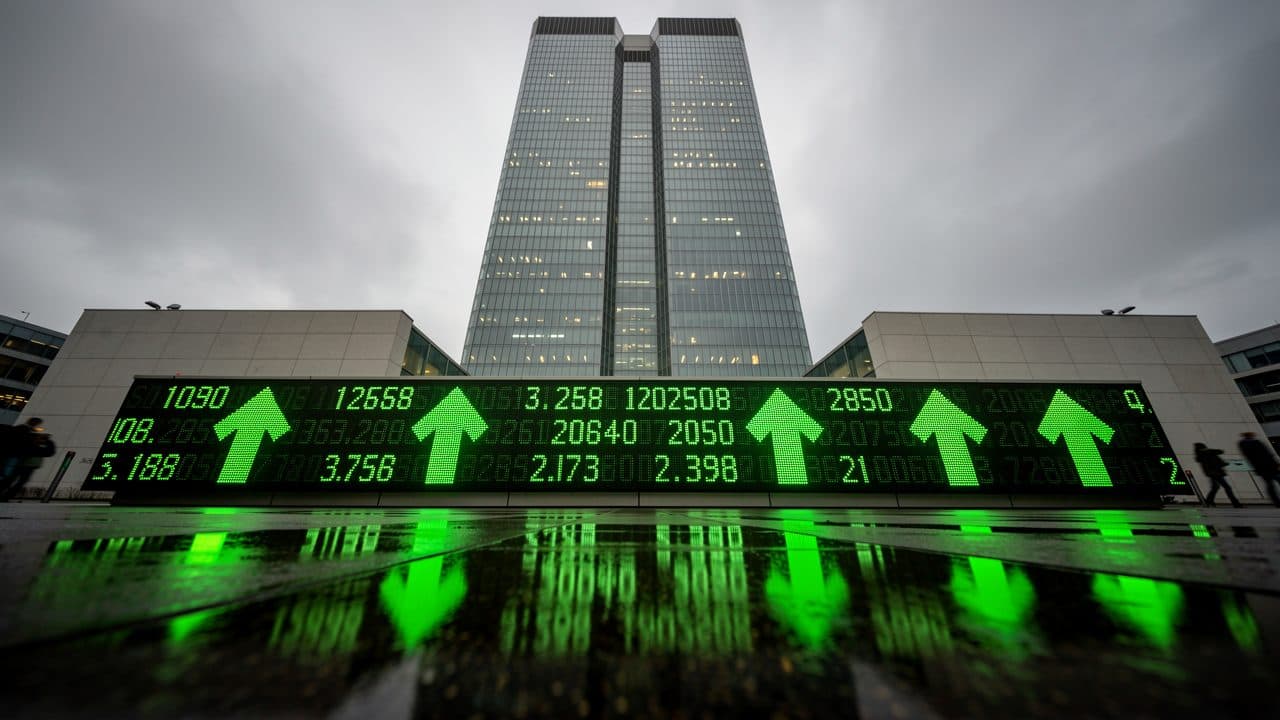 La speranza di colloqui in Medio Oriente spinge il Dax a un massimo storico