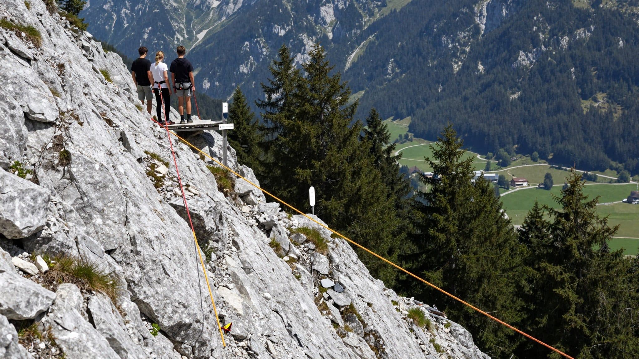 Soccorso alpino di Leogang libera due ragazze in difficoltà sullo Spielberghorn