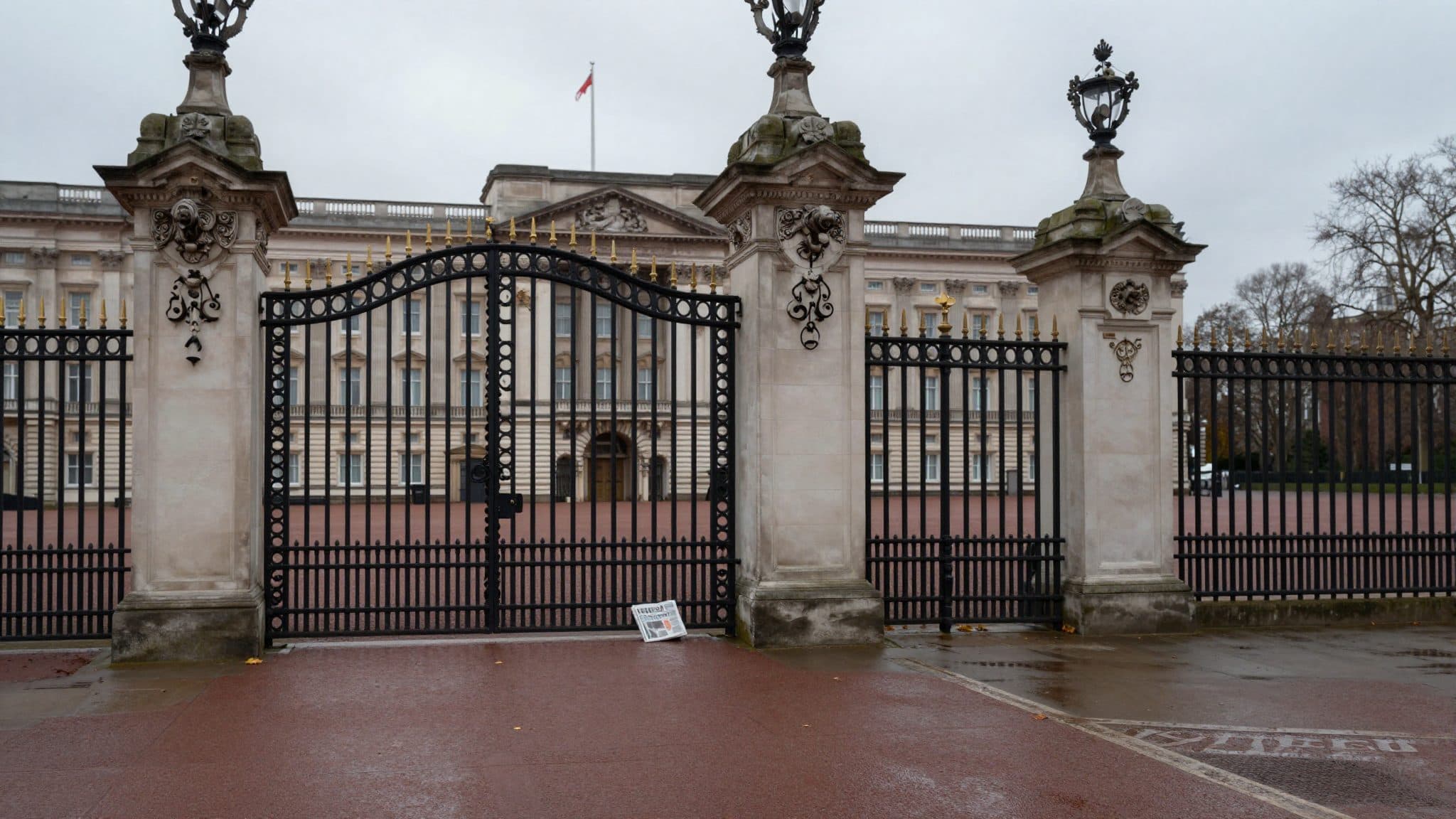 Charles Spencer: Fratello della Principessa Diana accusa Re Carlo III di dichiarazioni irrispettose poco dopo la sua morte